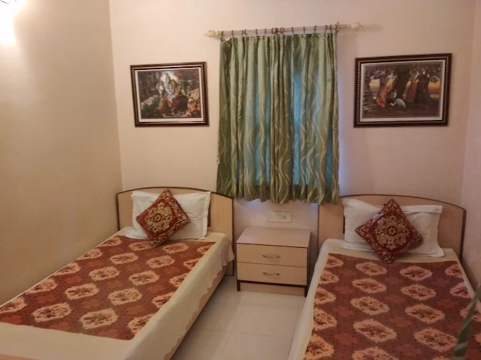 Standard AC Room Gada Bhavan Mayapur